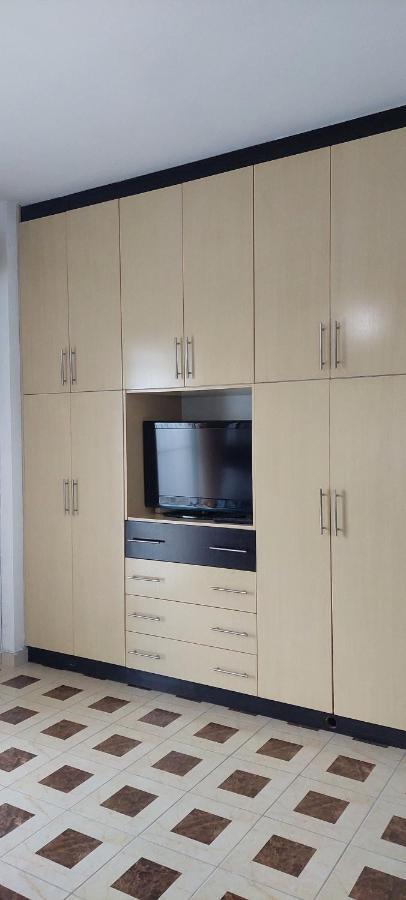 Apartment Tinka In Saranda Kültér fotó