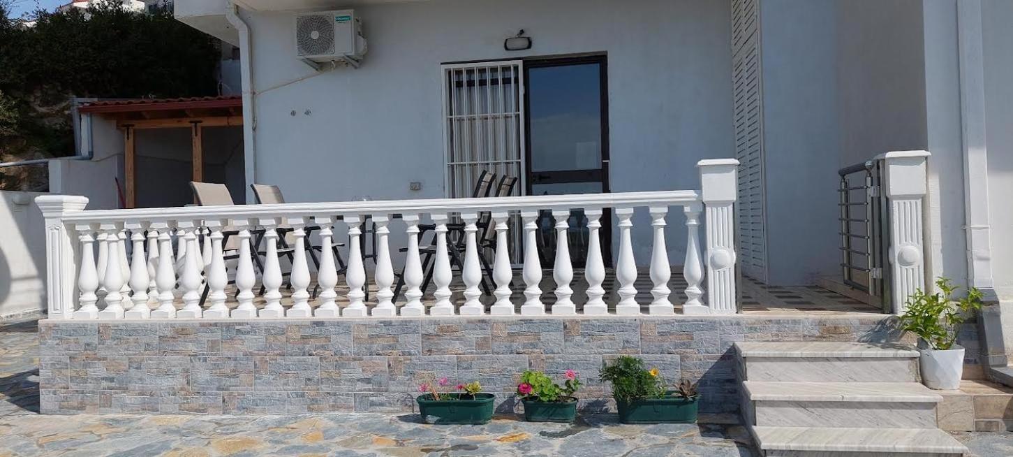 Apartment Tinka In Saranda Kültér fotó