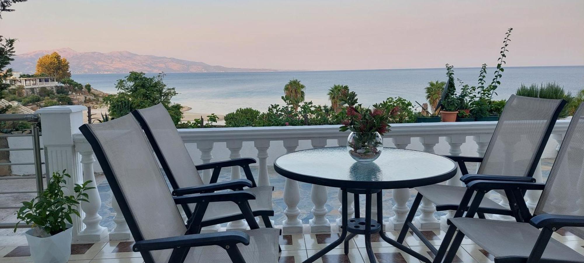 Apartment Tinka In Saranda Kültér fotó